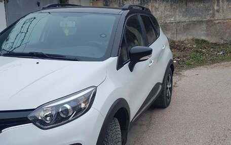 Renault Kaptur I рестайлинг, 2018 год, 1 750 000 рублей, 2 фотография