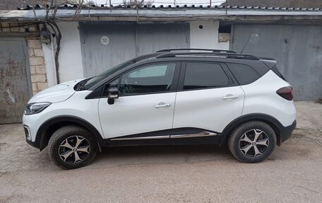 Renault Kaptur I рестайлинг, 2018 год, 1 750 000 рублей, 8 фотография