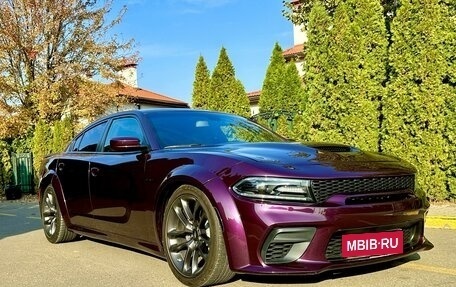 Dodge Charger, 2020 год, 6 900 000 рублей, 5 фотография