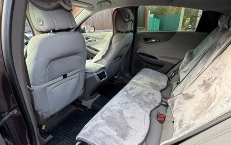 Chevrolet Malibu IX, 2016 год, 1 700 000 рублей, 20 фотография