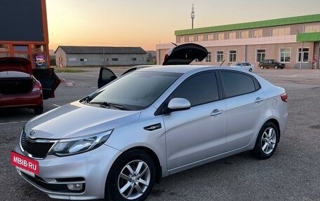 KIA Rio III рестайлинг, 2017 год, 1 190 000 рублей, 2 фотография