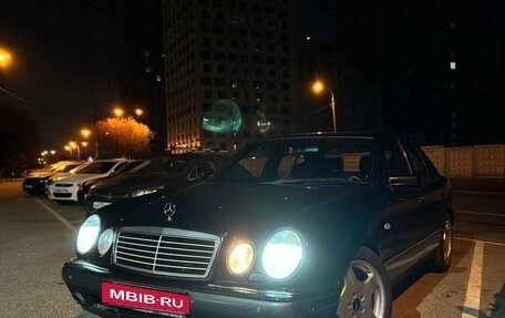 Mercedes-Benz E-Класс, 1998 год, 850 000 рублей, 8 фотография