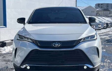 Toyota Harrier, 2021 год, 2 785 000 рублей, 2 фотография