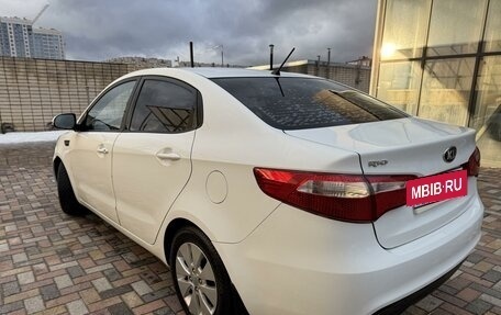 KIA Rio III рестайлинг, 2013 год, 770 000 рублей, 3 фотография