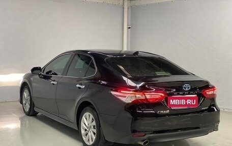 Toyota Camry, 2021 год, 2 450 000 рублей, 6 фотография