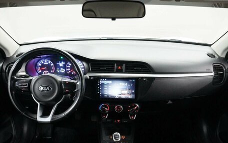 KIA Rio IV, 2017 год, 1 170 000 рублей, 9 фотография