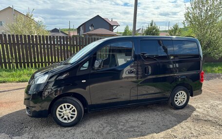 Nissan NV200, 2019 год, 1 800 000 рублей, 26 фотография