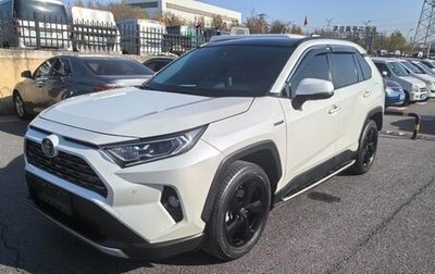 Toyota RAV4, 2021 год, 3 160 000 рублей, 1 фотография