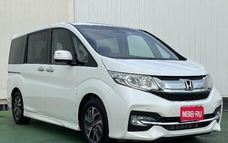 Honda Stepwgn IV, 2016 год, 1 643 000 рублей, 1 фотография