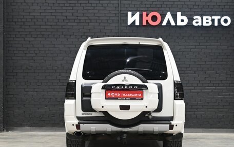 Mitsubishi Pajero IV, 2011 год, 2 080 000 рублей, 5 фотография