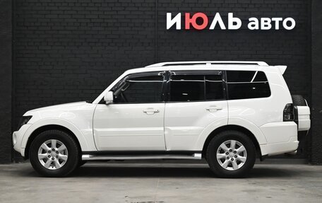 Mitsubishi Pajero IV, 2011 год, 2 080 000 рублей, 9 фотография