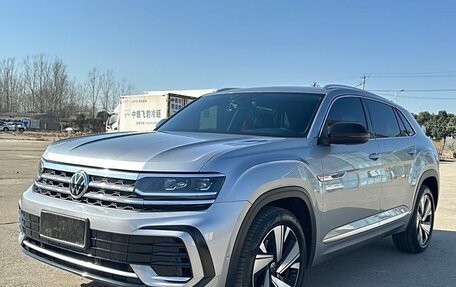 Volkswagen Teramont I, 2021 год, 3 350 000 рублей, 2 фотография