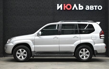 Toyota Land Cruiser Prado 120 рестайлинг, 2006 год, 2 390 000 рублей, 8 фотография