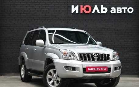 Toyota Land Cruiser Prado 120 рестайлинг, 2006 год, 2 390 000 рублей, 3 фотография