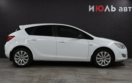 Opel Astra J, 2011 год, 820 000 рублей, 8 фотография