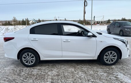 KIA Rio IV, 2021 год, 1 890 000 рублей, 7 фотография