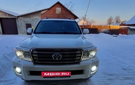 Toyota Land Cruiser 200, 2014 год, 4 700 000 рублей, 7 фотография