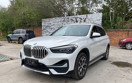 BMW X1, 2020 год, 2 100 000 рублей, 4 фотография