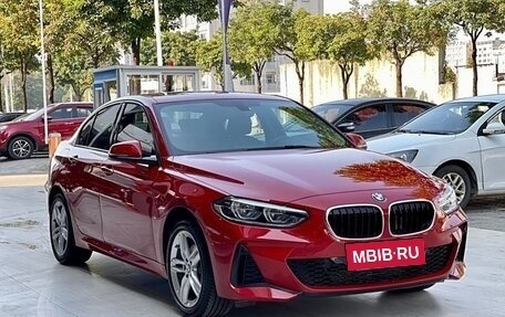 BMW 1 серия, 2020 год, 1 800 000 рублей, 2 фотография