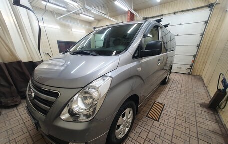 Hyundai Grand Starex Grand Starex I рестайлинг 2, 2017 год, 2 850 000 рублей, 7 фотография