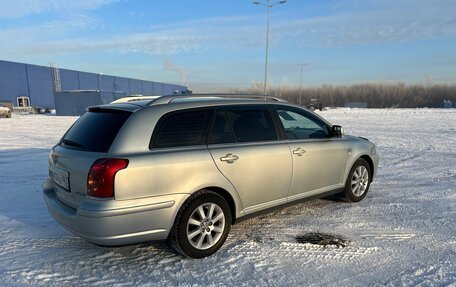 Toyota Avensis III рестайлинг, 2004 год, 720 000 рублей, 6 фотография