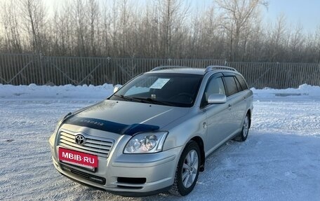 Toyota Avensis III рестайлинг, 2004 год, 720 000 рублей, 4 фотография