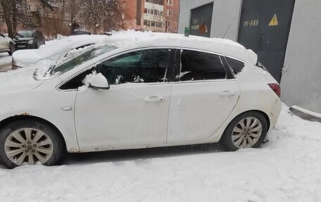 Opel Astra J, 2012 год, 500 000 рублей, 3 фотография