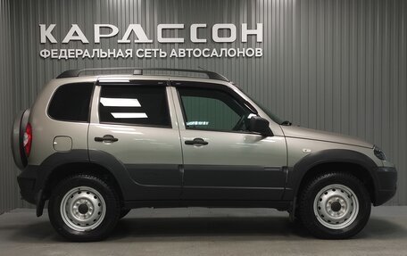 Chevrolet Niva I рестайлинг, 2019 год, 890 000 рублей, 6 фотография