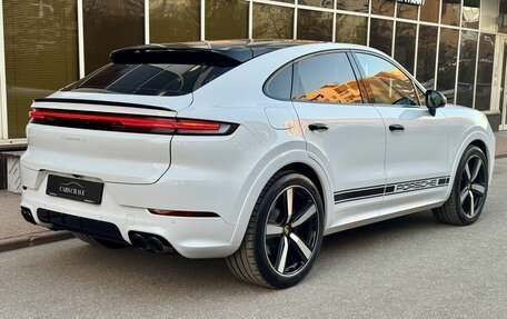 Porsche Cayenne III, 2024 год, 27 980 000 рублей, 3 фотография