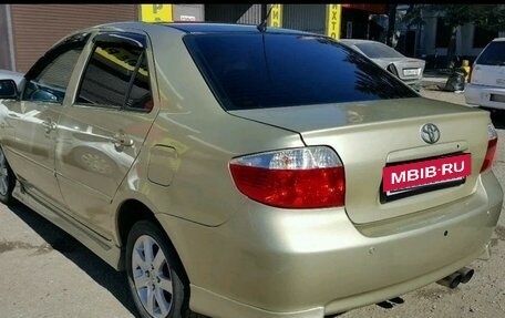 Toyota Vios III, 2004 год, 155 000 рублей, 4 фотография