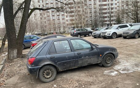 Ford Fiesta, 1997 год, 95 000 рублей, 2 фотография