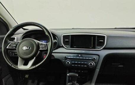 KIA Sportage IV рестайлинг, 2019 год, 2 500 000 рублей, 10 фотография