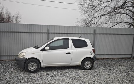 Toyota Vitz, 2003 год, 290 000 рублей, 2 фотография