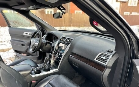 Ford Explorer VI, 2011 год, 1 625 000 рублей, 16 фотография