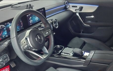 Mercedes-Benz CLA, 2022 год, 3 755 700 рублей, 11 фотография