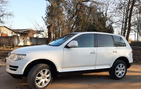 Volkswagen Touareg III, 2008 год, 1 200 000 рублей, 8 фотография