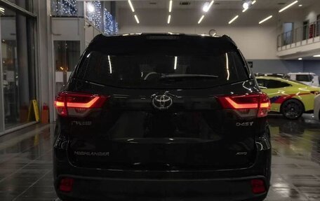 Toyota Highlander III, 2021 год, 3 600 000 рублей, 5 фотография