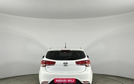 KIA Rio III рестайлинг, 2016 год, 940 000 рублей, 7 фотография