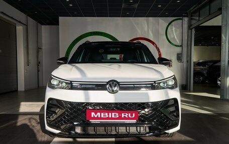 Volkswagen Tiguan, 2024 год, 6 450 000 рублей, 4 фотография