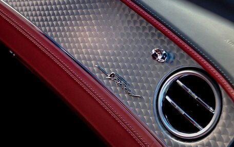 Bentley Continental GT, 2024 год, 47 000 000 рублей, 18 фотография