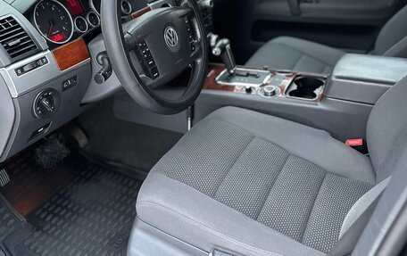 Volkswagen Touareg III, 2007 год, 1 680 000 рублей, 18 фотография