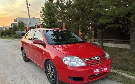 Toyota Corolla, 2005 год, 670 000 рублей, 2 фотография