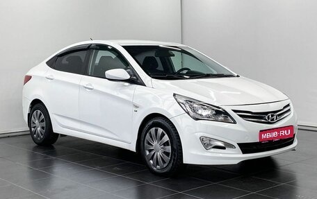 Hyundai Solaris II рестайлинг, 2015 год, 1 130 000 рублей, 1 фотография