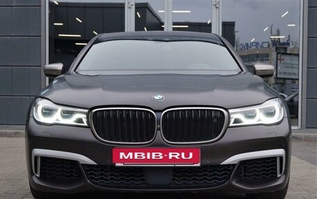 BMW 7 серия, 2017 год, 5 950 000 рублей, 2 фотография