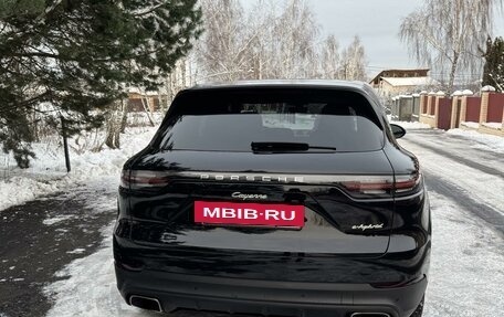 Porsche Cayenne III, 2018 год, 5 900 000 рублей, 6 фотография