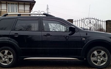 Mitsubishi Outlander III рестайлинг 3, 2003 год, 729 999 рублей, 3 фотография