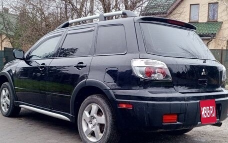 Mitsubishi Outlander III рестайлинг 3, 2003 год, 729 999 рублей, 6 фотография