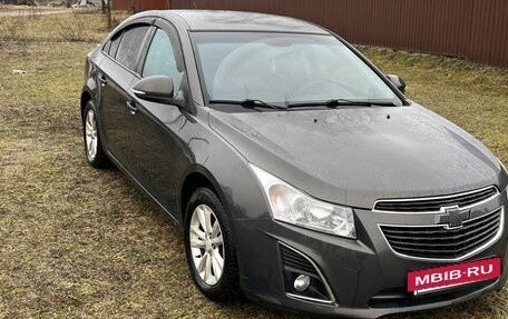 Chevrolet Cruze II, 2013 год, 980 000 рублей, 4 фотография