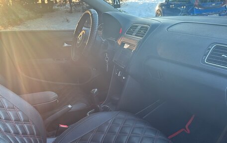 Volkswagen Polo VI (EU Market), 2010 год, 850 000 рублей, 11 фотография