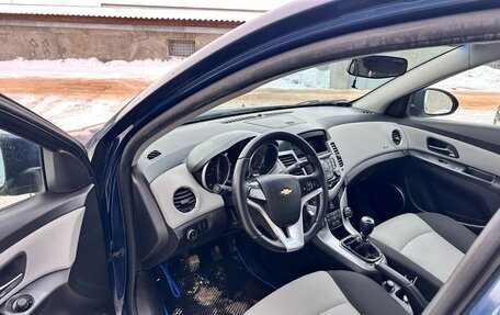 Chevrolet Cruze II, 2011 год, 765 000 рублей, 9 фотография